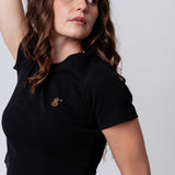 Kaffeemühle | Besticktes Bio Baumwoll Cropped T-Shirt