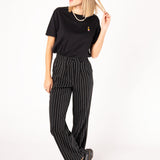 Cola Mix | Geborduurd Unisex T-shirt van organisch katoen