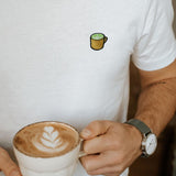 Matcha Latte | Besticktes Bio Baumwoll Unisex T-Shirt