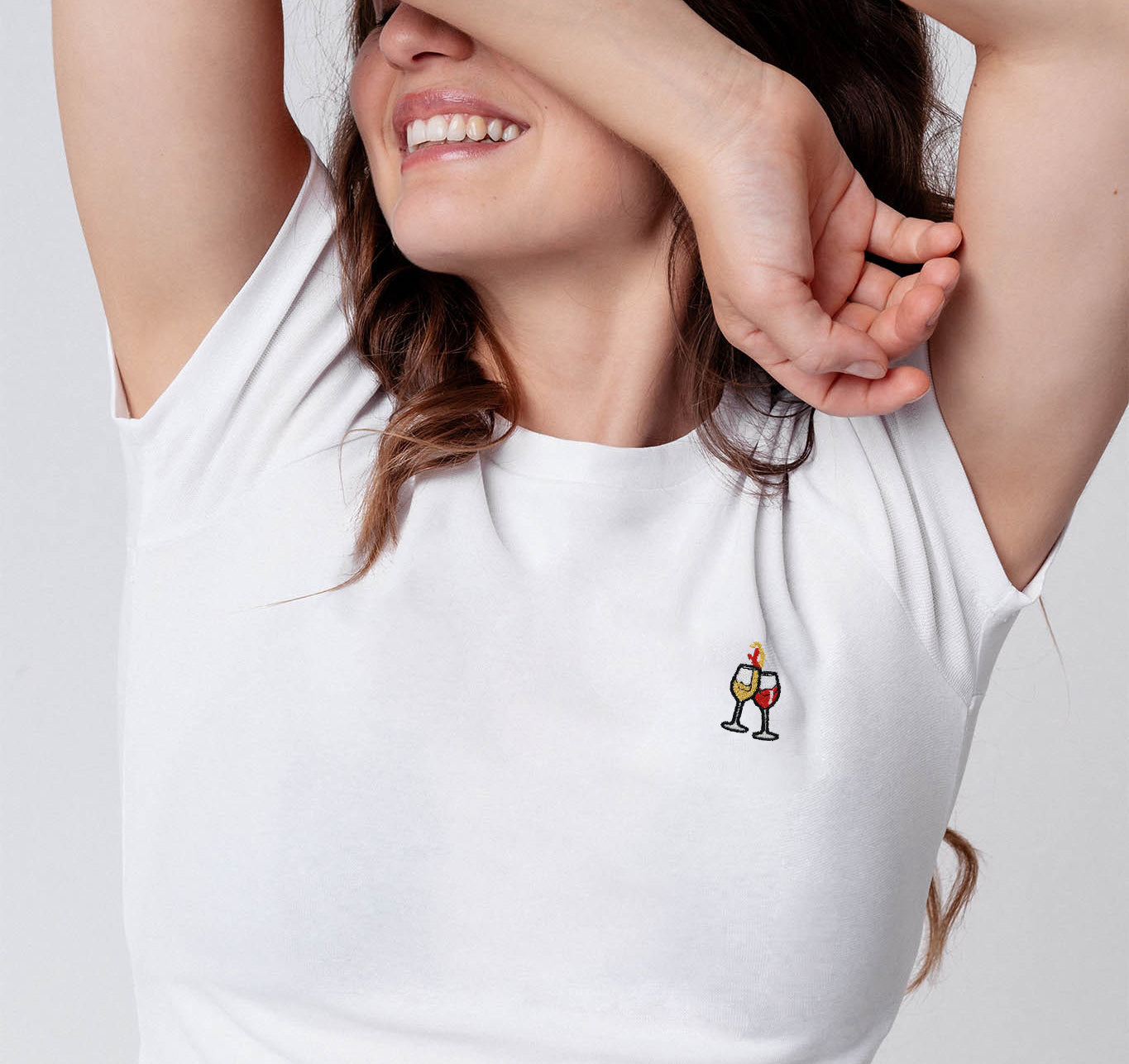 Wein Duett | Besticktes Bio Baumwoll Cropped T-Shirt