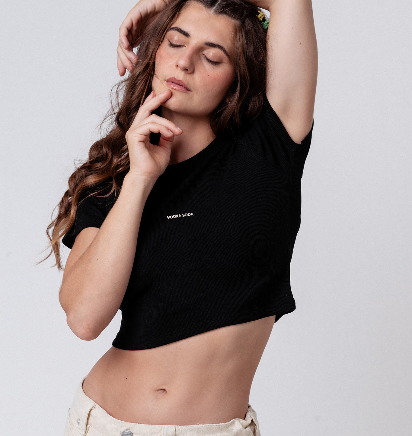 Vodka Soda | Besticktes Bio Baumwoll Cropped T-Shirt