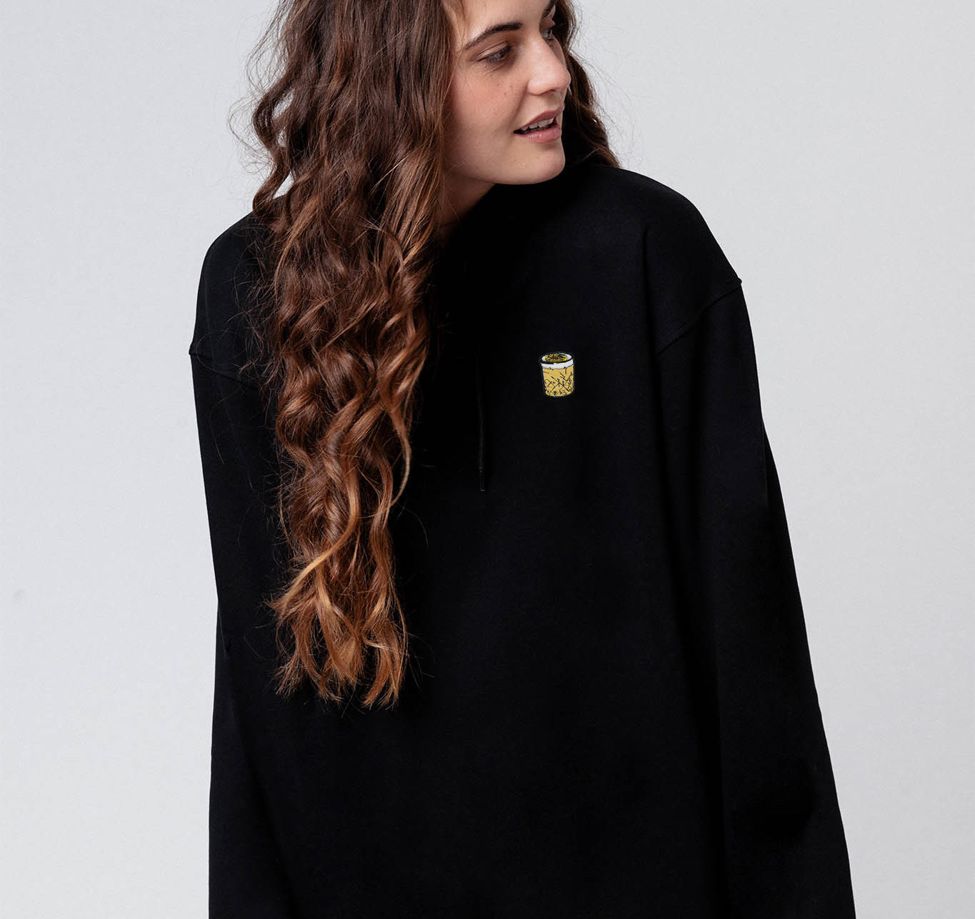 Whisky Sour | Geborduurde Organic Cotton Vrouwen Hoodie