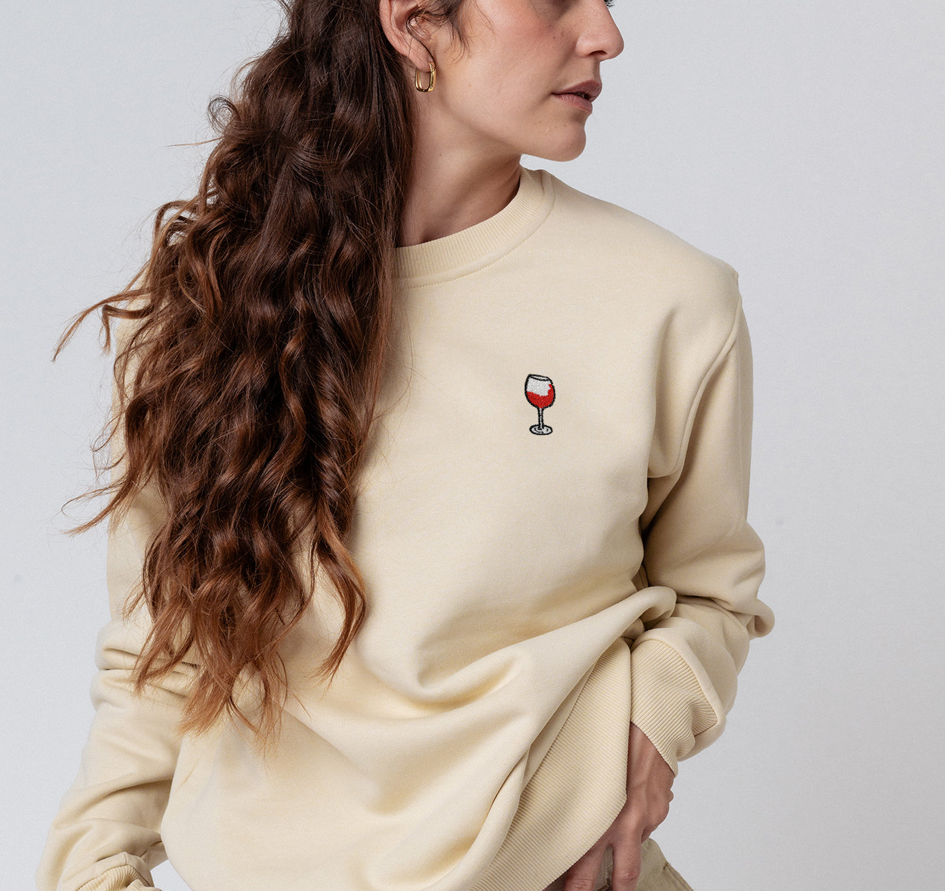 Glaserl Rotwein | Bestickter Bio-Baumwoll Unisex Pullover