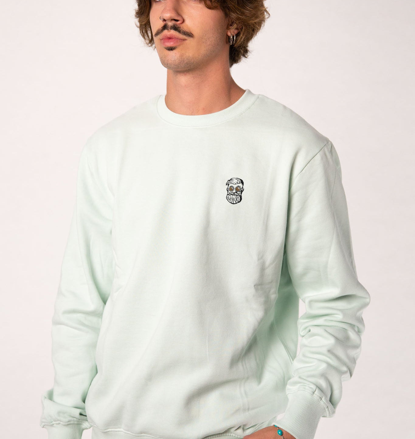 Kaffee Hipster | Bestickter Bio-Baumwoll Männer Pullover