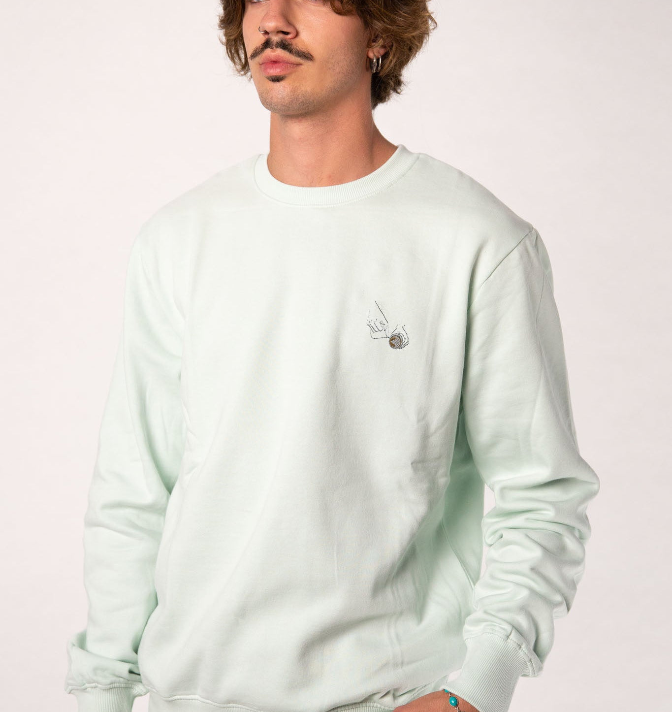 Latte Art | Bestickter Bio-Baumwoll Unisex Pullover