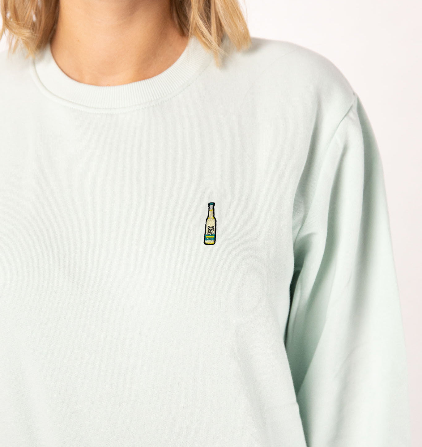 WINZZ Weinschorle | Bestickter Bio-Baumwoll Frauen Pullover