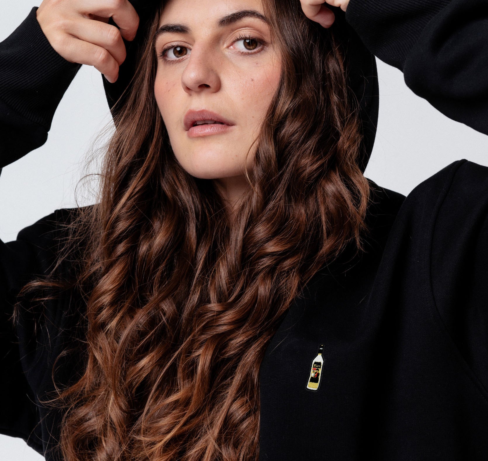 Kirschwasser | Bestickter Bio Baumwoll Unisex Hoodie